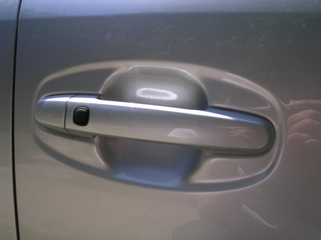 Smart Key System To unlock the car I just stand next to th… Flickr
