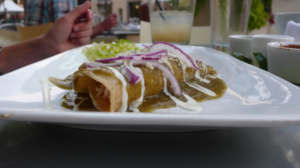Enchiladas de Jaiba L1060335.JPG Enchilada con Jaibas Two … Flickr
