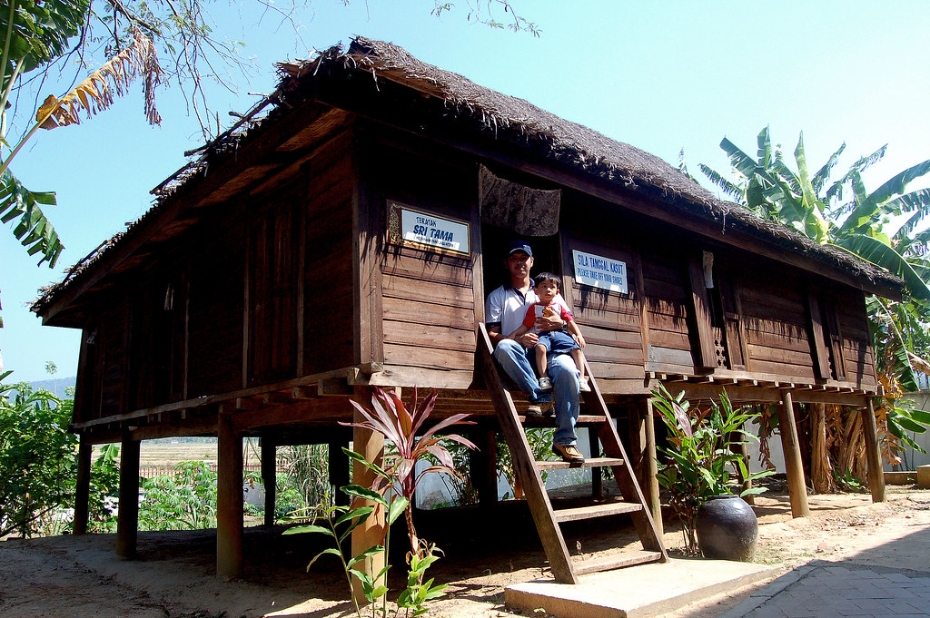 rumah mahsurilangkawi ali imran with hanim balkis's dad