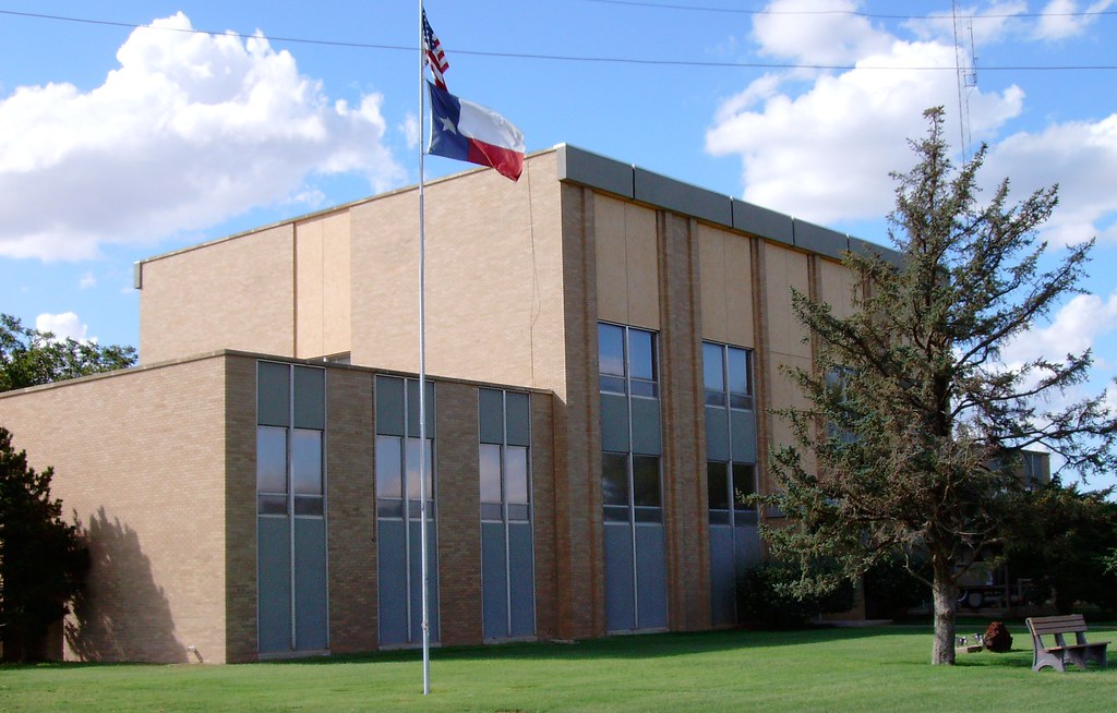 Cochran County Courthouse (Morton, Texas) This courthouse … Flickr