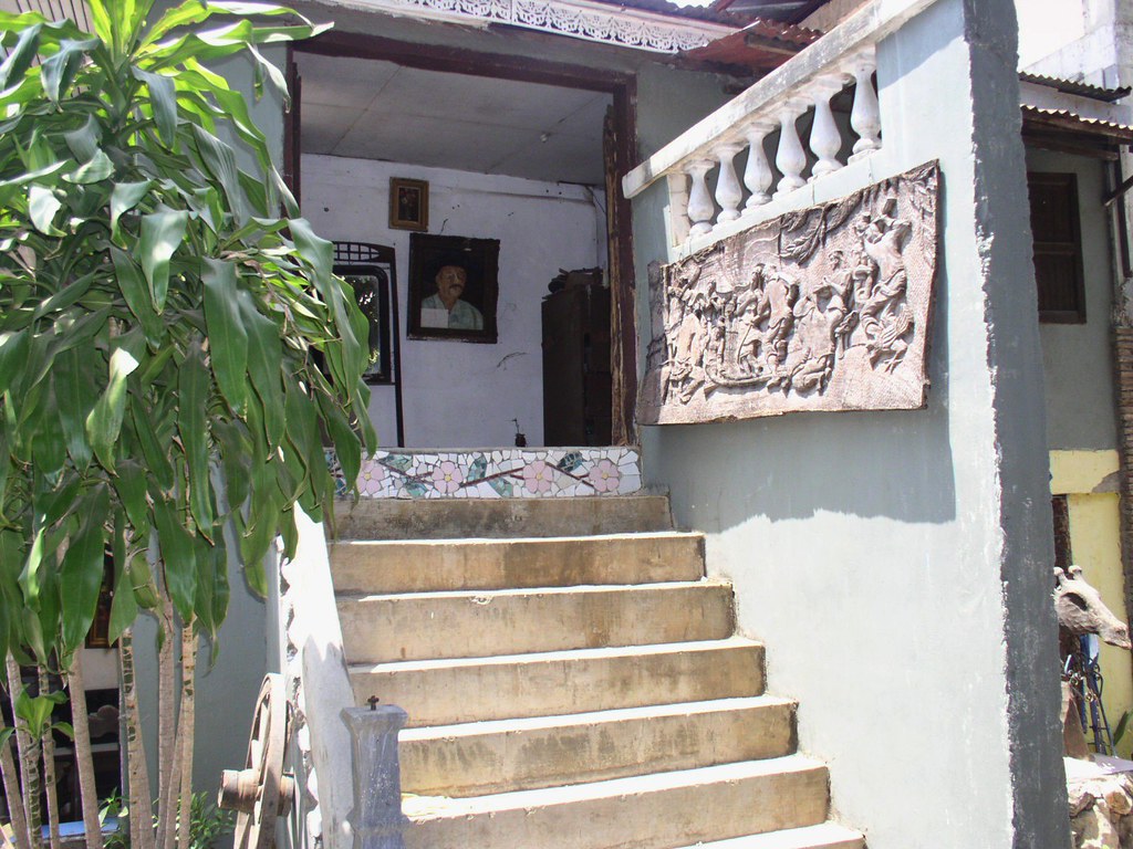 Car03House04 Cariño's ancestral home in Tayum, Abra, main … Flickr