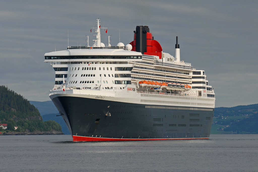 Queen Mary 2 in Trondheim, Norway Cruiseskipet Queen Mary … Flickr