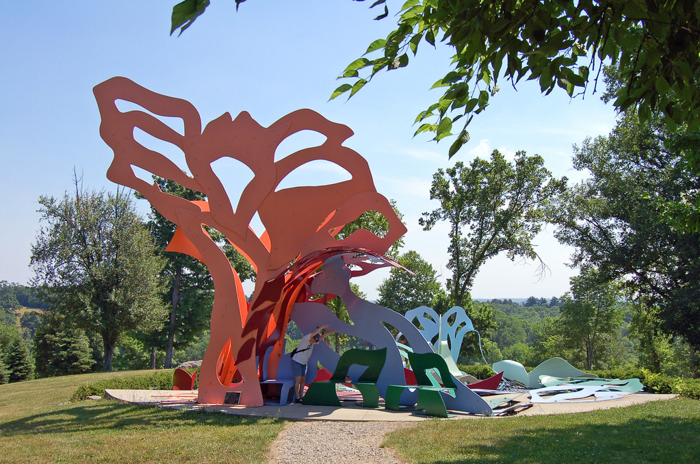 Pyramid Hill Sculpture 13 At the Pyramid Hill Sculpture Pa… Flickr