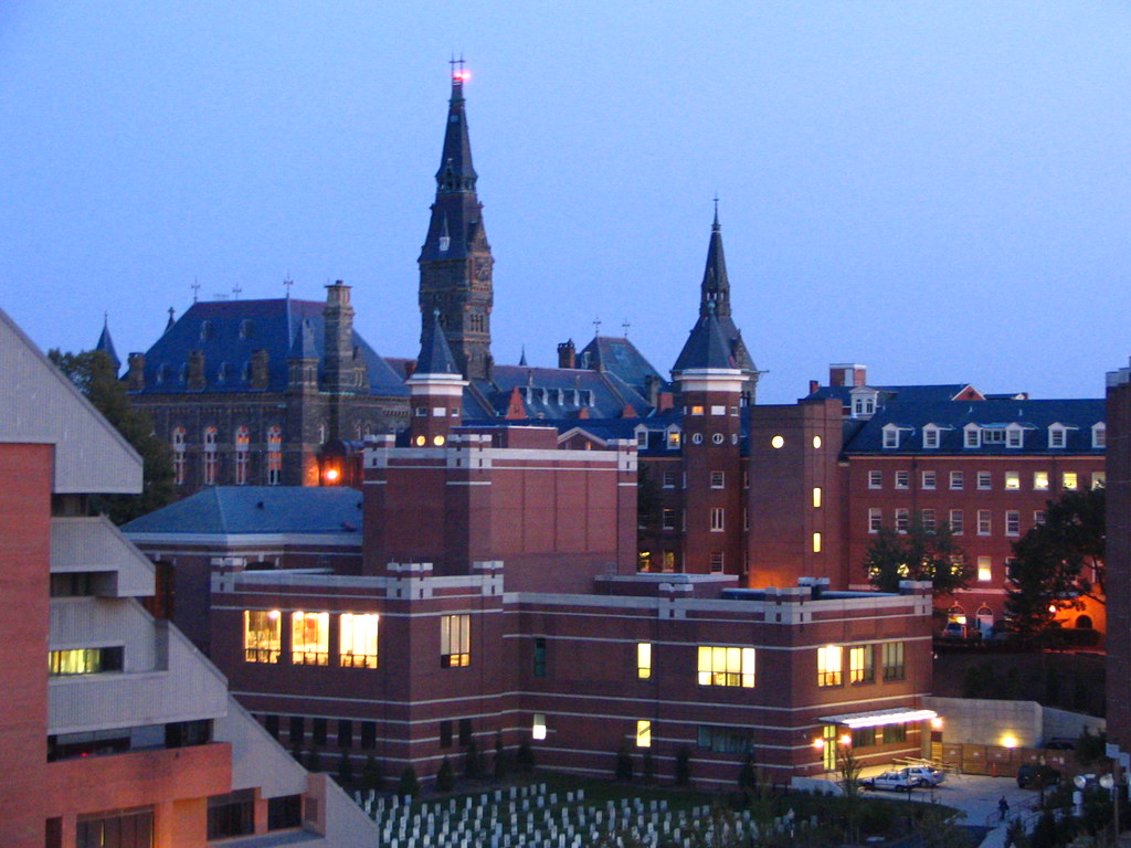 U at sunset Featuring Healy Clock Tower, Davis … Flickr