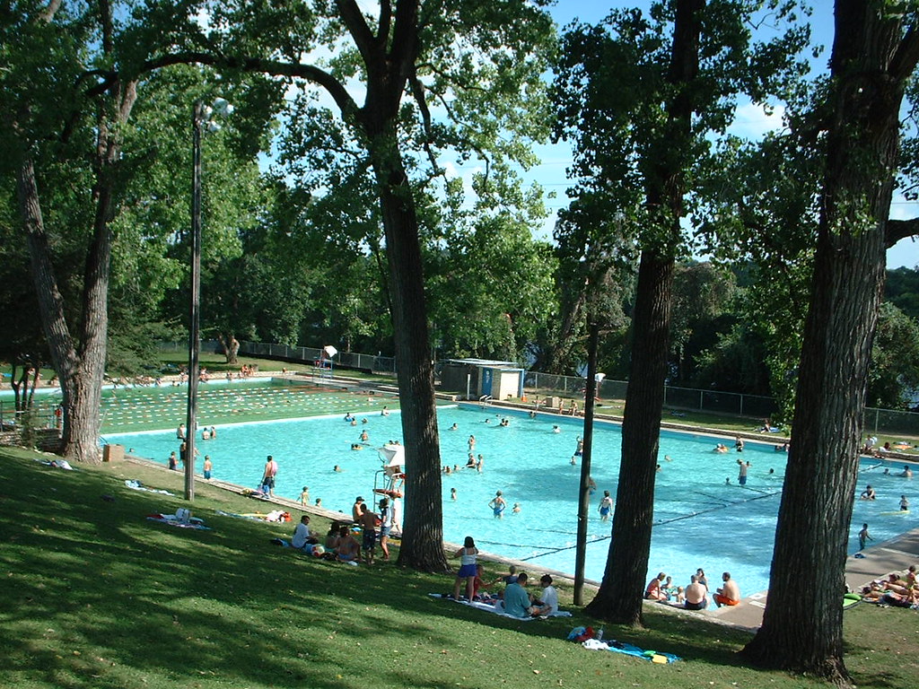 Deep Eddy Pool Austin, Texas The oldest swimming pool in… Flickr