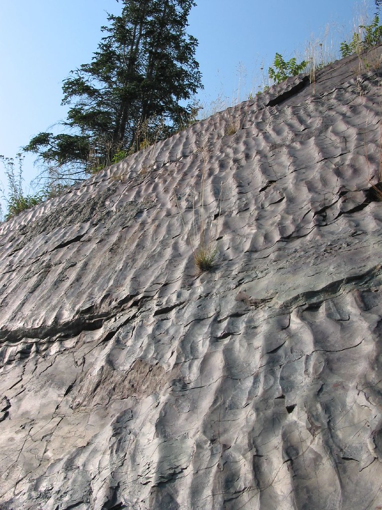 1010164_IMG Ripple Rock near Desbarats, Ontario Ron Schott Flickr