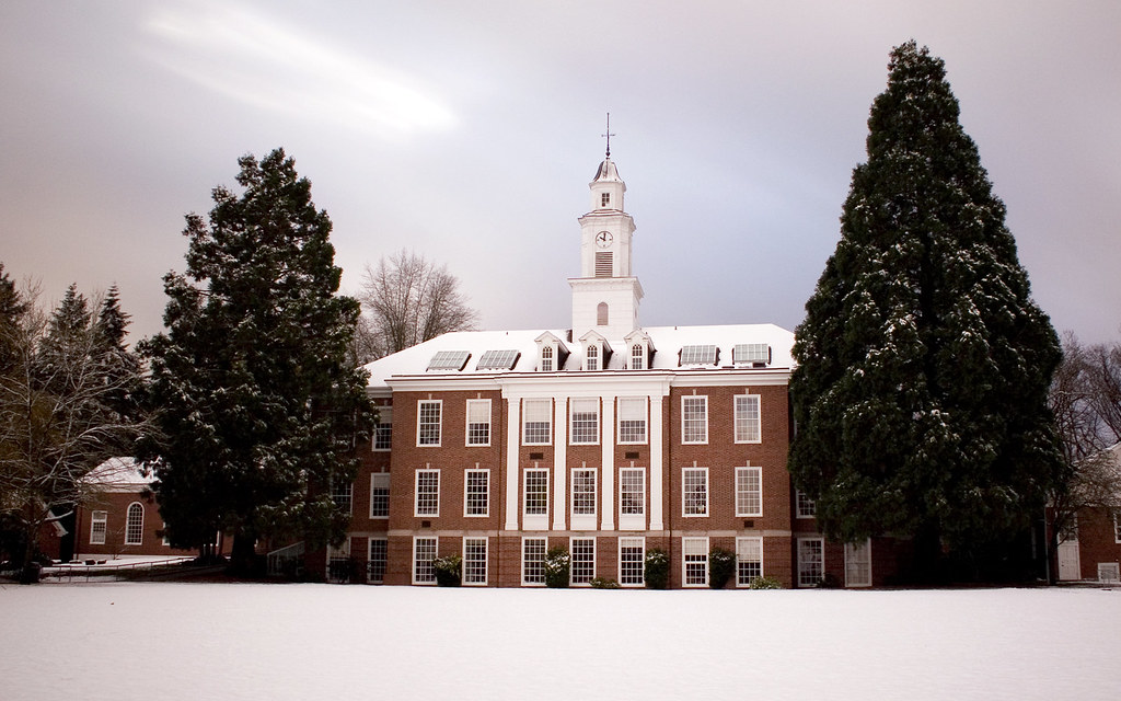 Lakeside High School 27 NOV 06 Seattle, WA Daytime 30s… Kier42