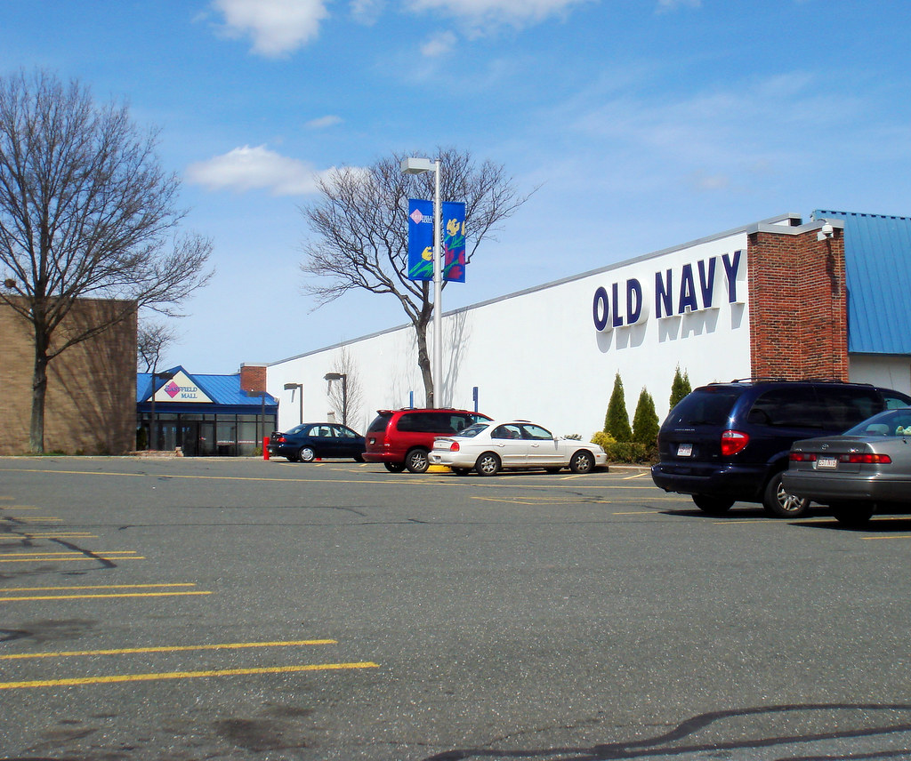 Old Navy, Mall Entrance The Caldor Rainbow Flickr