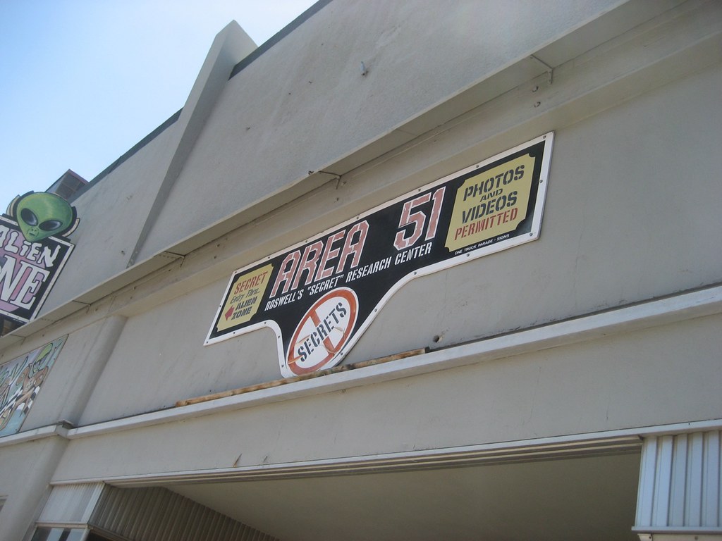 shops in downtown roswell Hawthorn M. Flickr