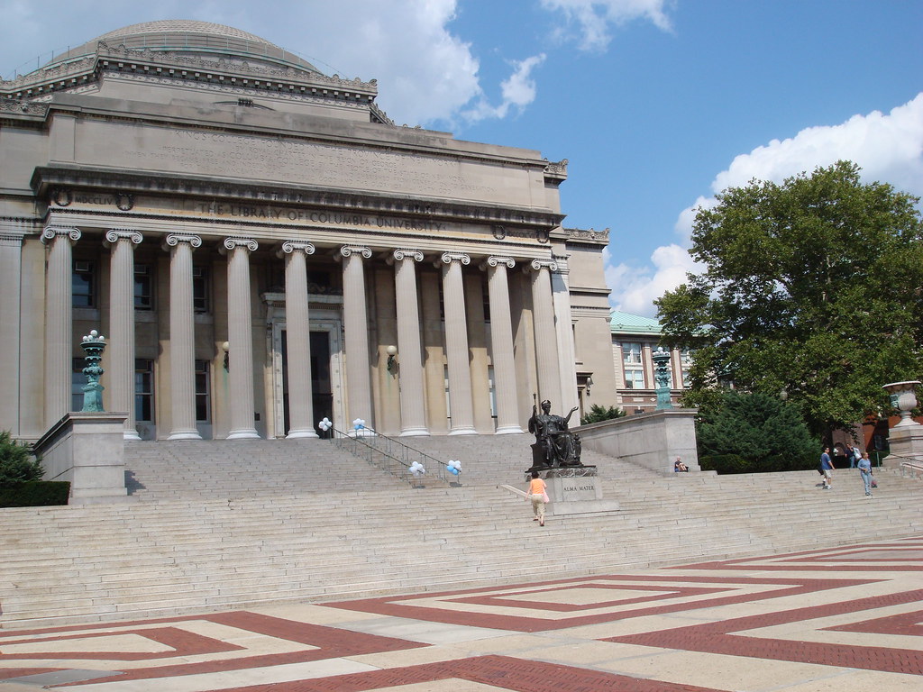 DSC00124 still low memorial library dao hwang Flickr