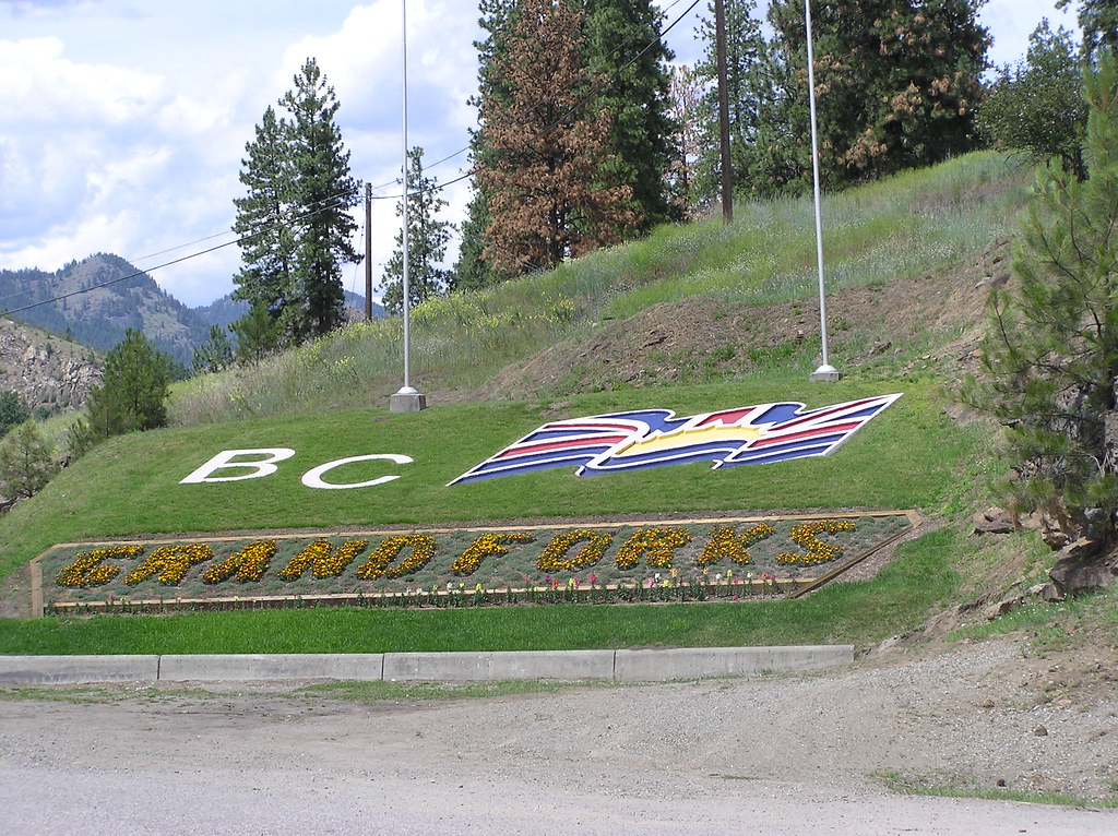 to Grand Forks On the road into Grand Forks wheels… Flickr