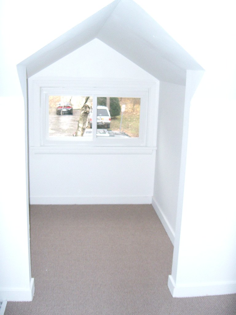 upstairs bedroom 33 nook in upstairs front room gil.ong81 Flickr