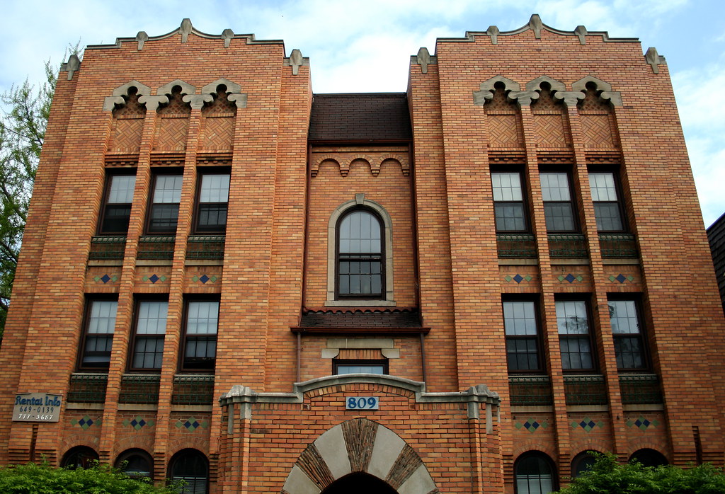 809 Kingsley Street Kingsley Street building. I love the a… Flickr