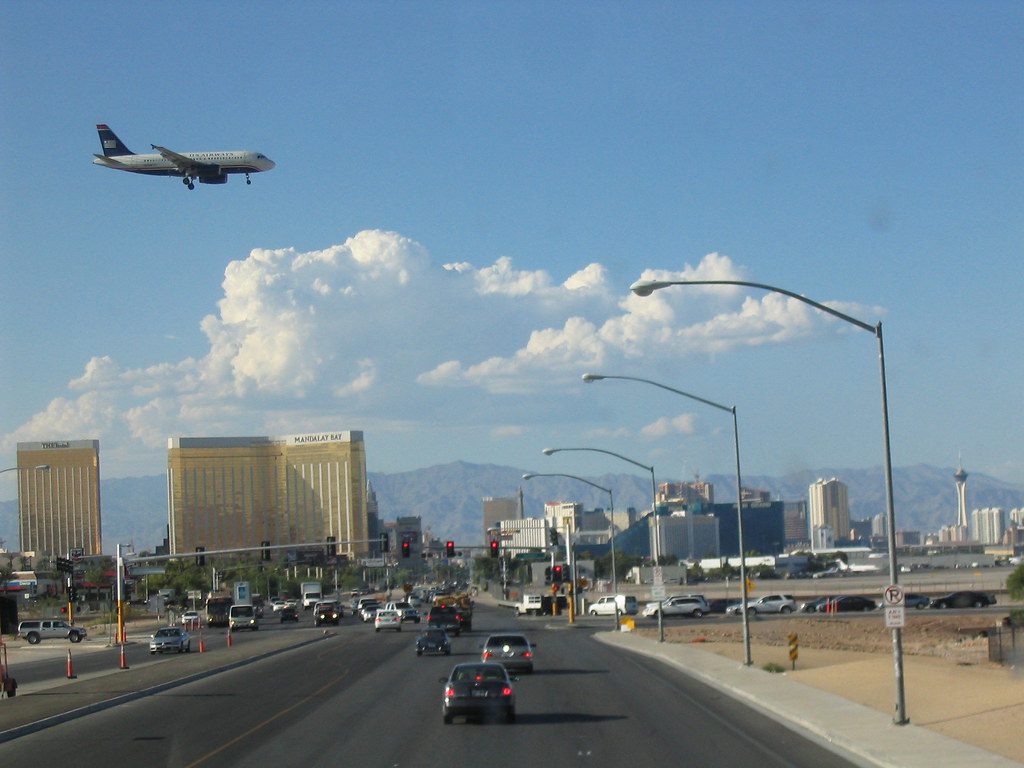 I don't know how many flights come into Las