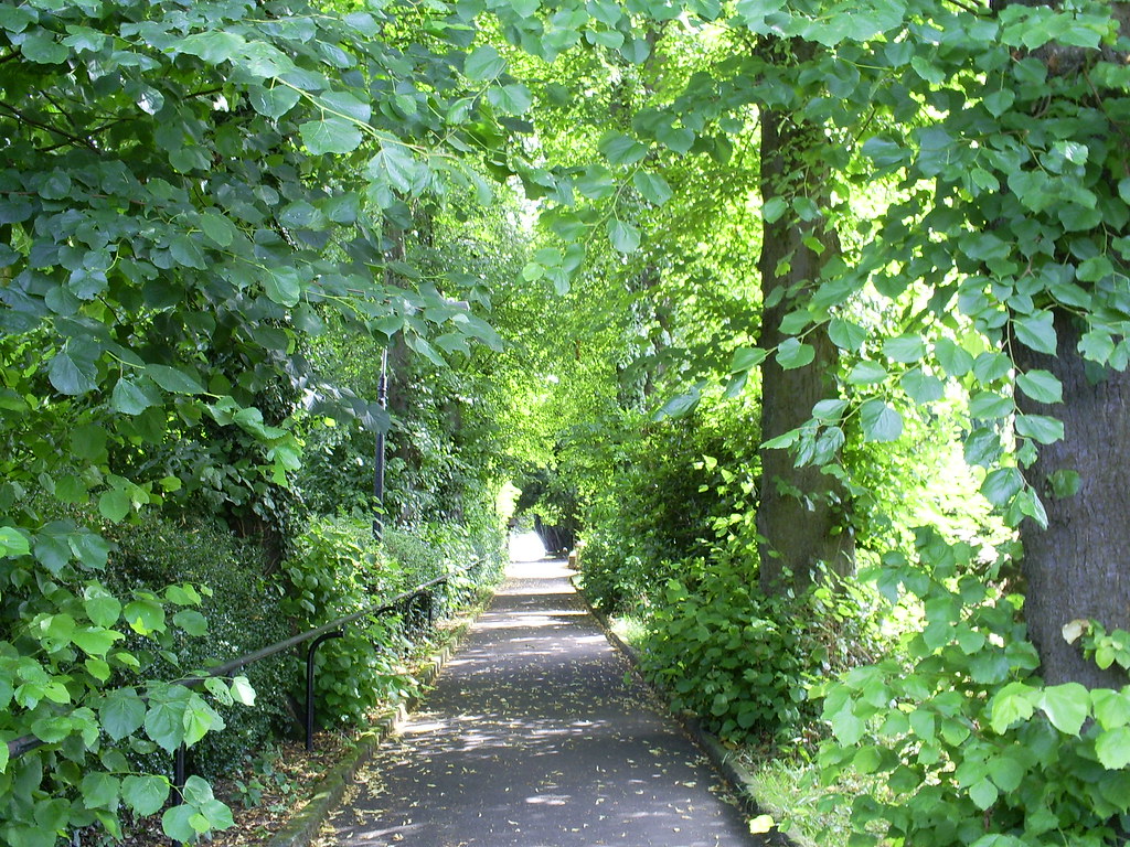 West Hallam churchyard West Hallam churchyard Flickr