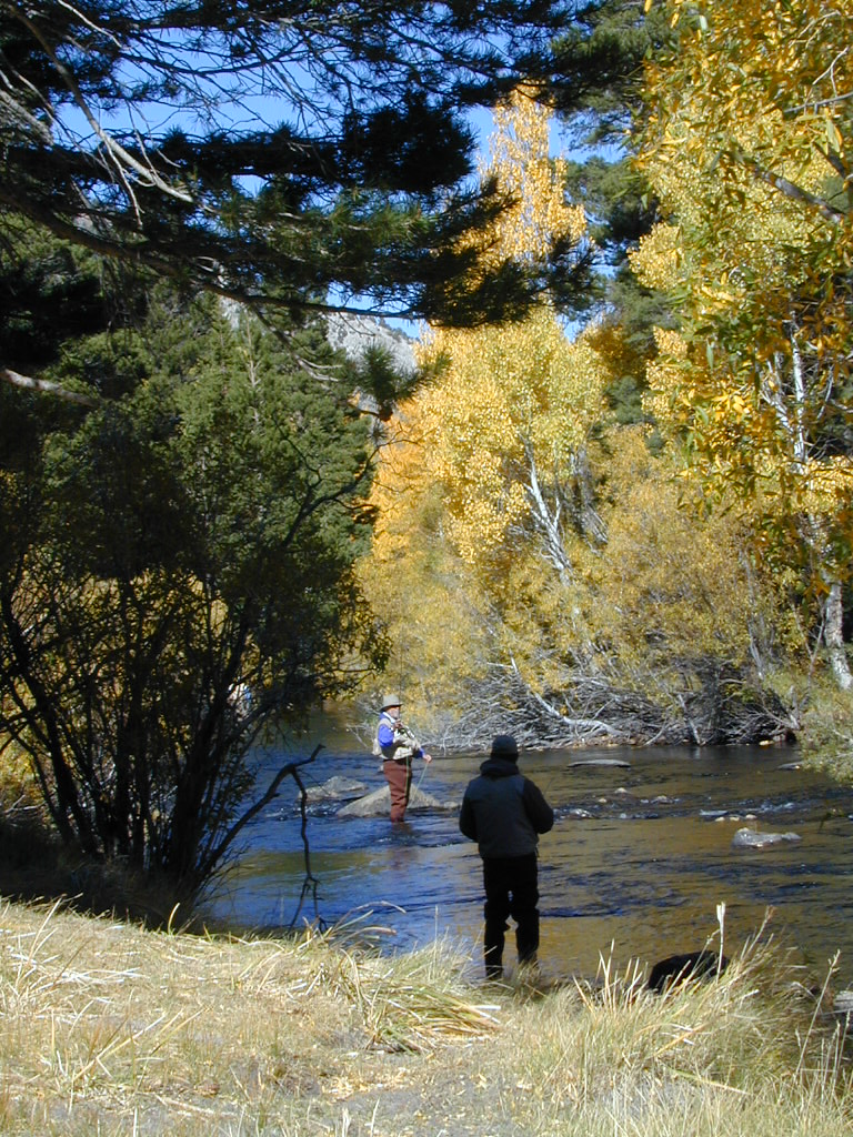 Fly Fishing Eastern Sierra Fishermen fly fishing off Hwy 1… Flickr