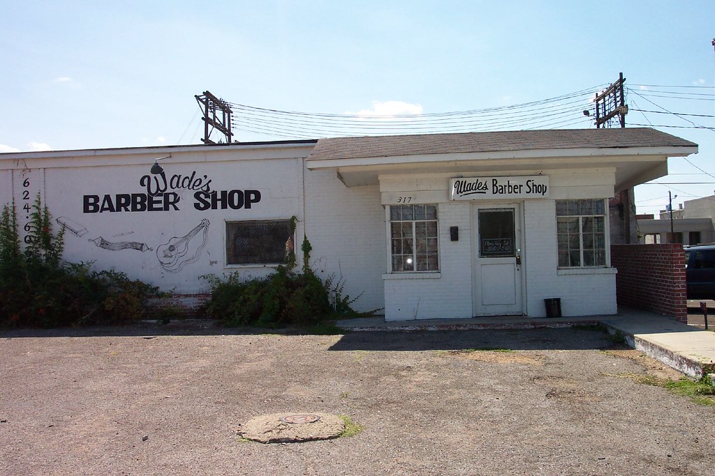 Wade Walton's Barber Shop Wade Walton's Barber Shop Clarks… Flickr