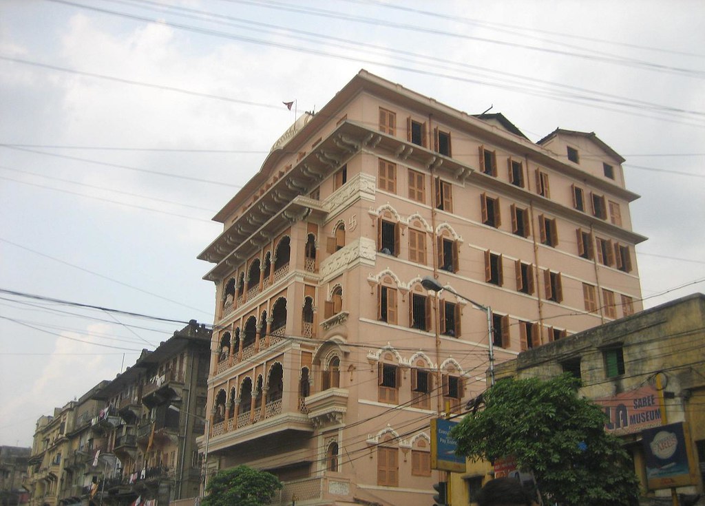 A school building, Central Avenue, Kolkata The building se… Flickr