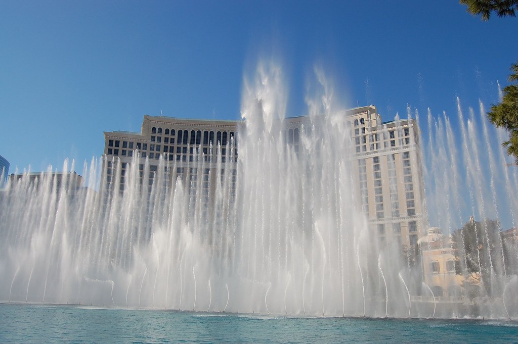 The Bellagio Fountains VanessaC (EY) Flickr