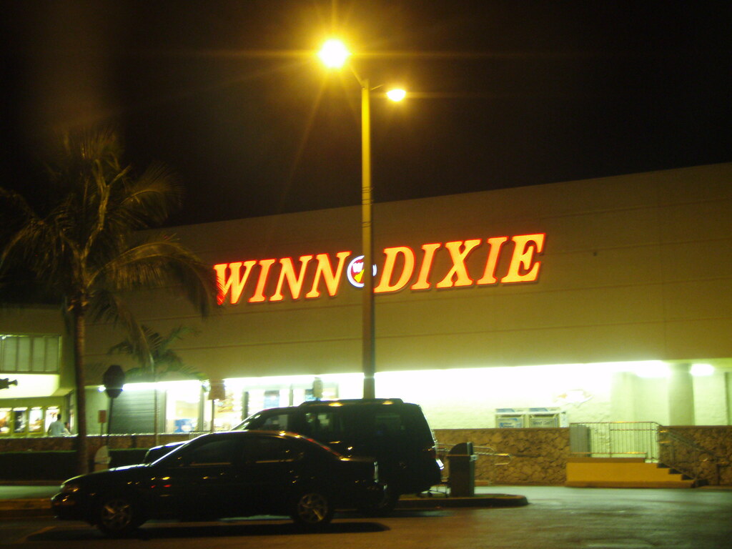 Winn Dixie in Florida! I sure wish they'd come back to Tex… Flickr