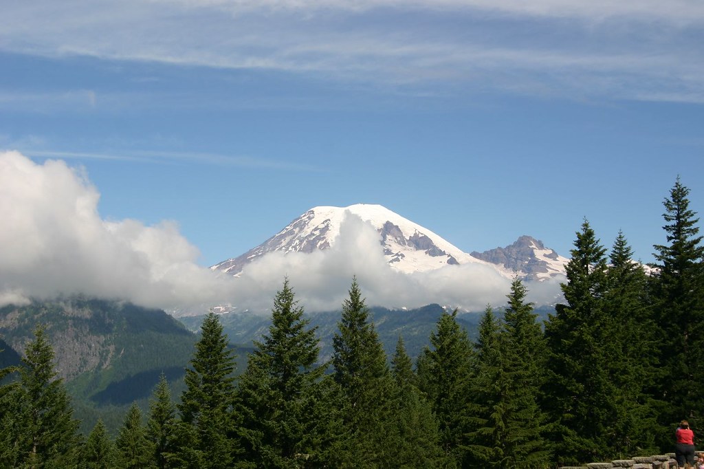 Mt Rainer Washington Mount Rainier is a dormant stratovolc… Flickr