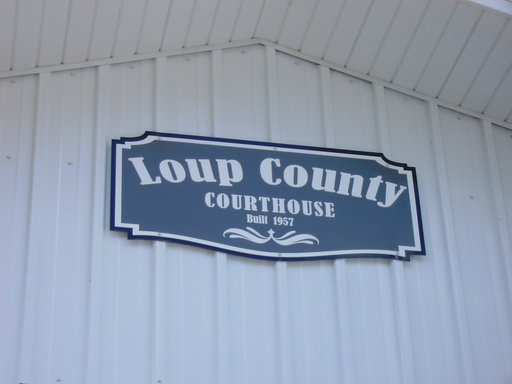 Loup County Courthouse Sign (Taylor, Nebraska) Yes, this i… Flickr