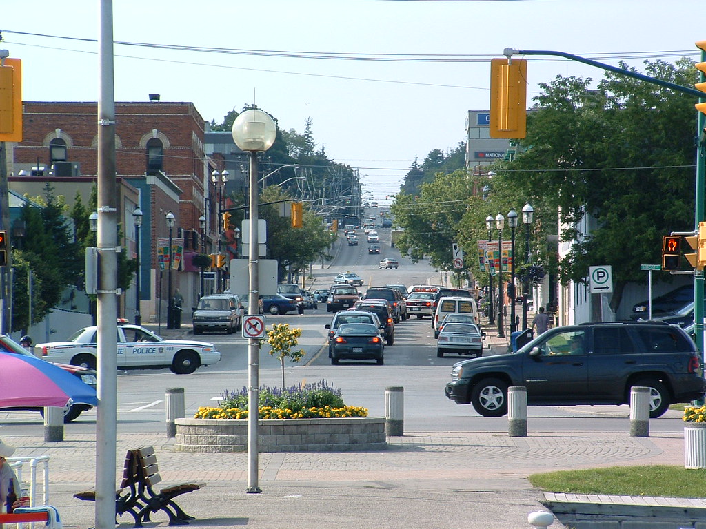 Downtown Barrie Bayfield Street College Reps Flickr
