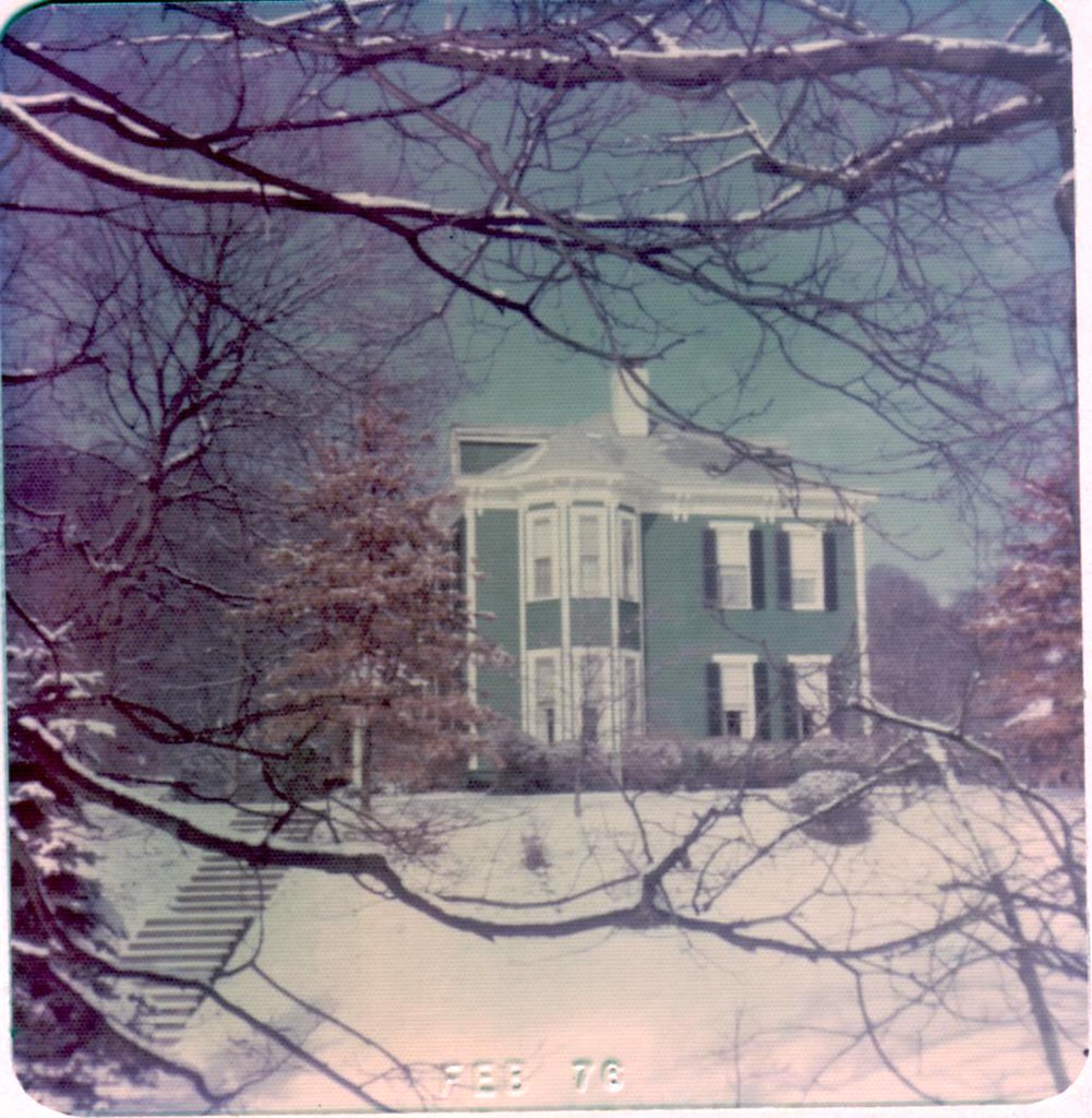 Paull House Paull House 32 Park Rd., Wheeling 1976 from … Flickr