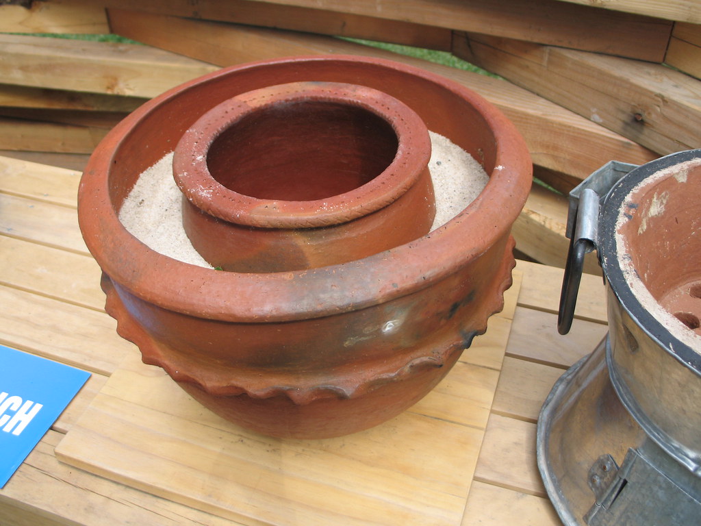 Pot in Pot Cooler (Zeer Pot) Small earthenware pot within … Flickr