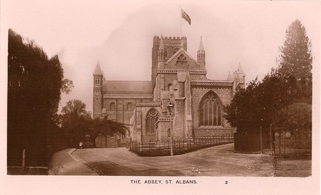 The Abbey, St Albans Lilywhite postcard Kingsbury Series N… Andy