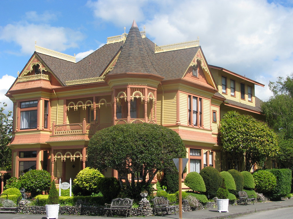 131 The Gingerbread Mansion B&B Ferndale 20100526 Flickr