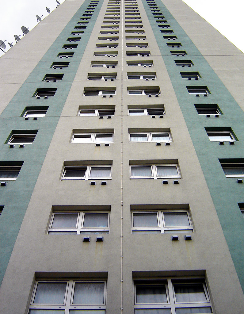 Cormorant House, Ponder's End 23 floors/62m. Completed 196… Flickr