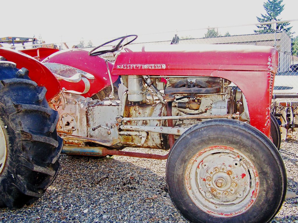 Massey Ferguson for salei just want the pic david pearcy Flickr