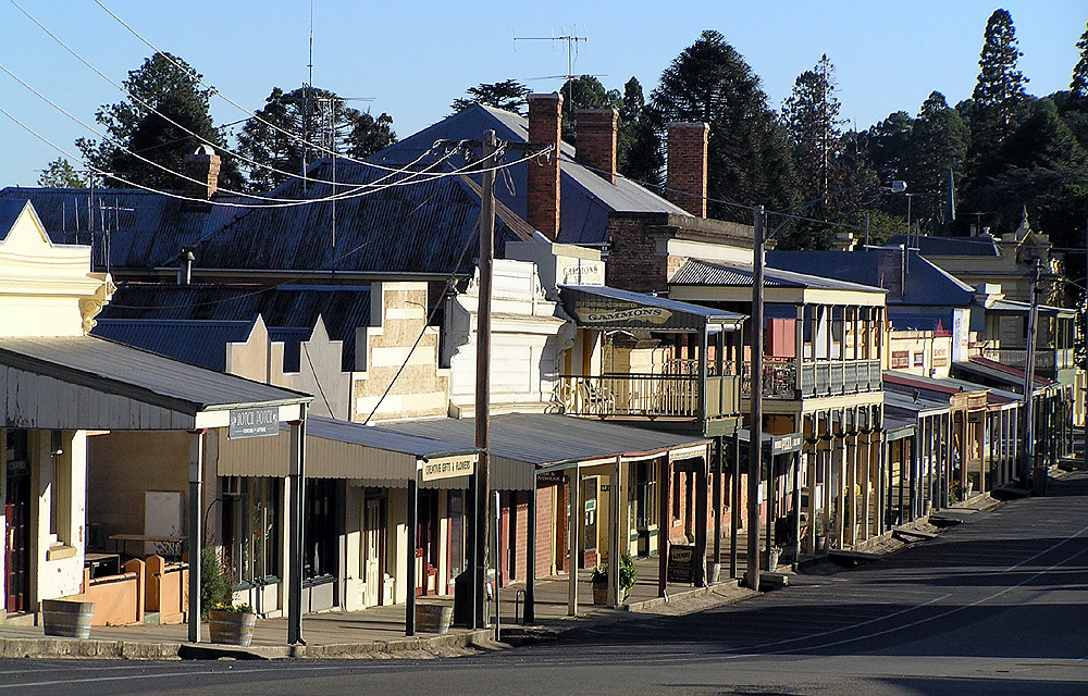 Beechworth 730am Beechworth lies some 330kms northeast o… Flickr