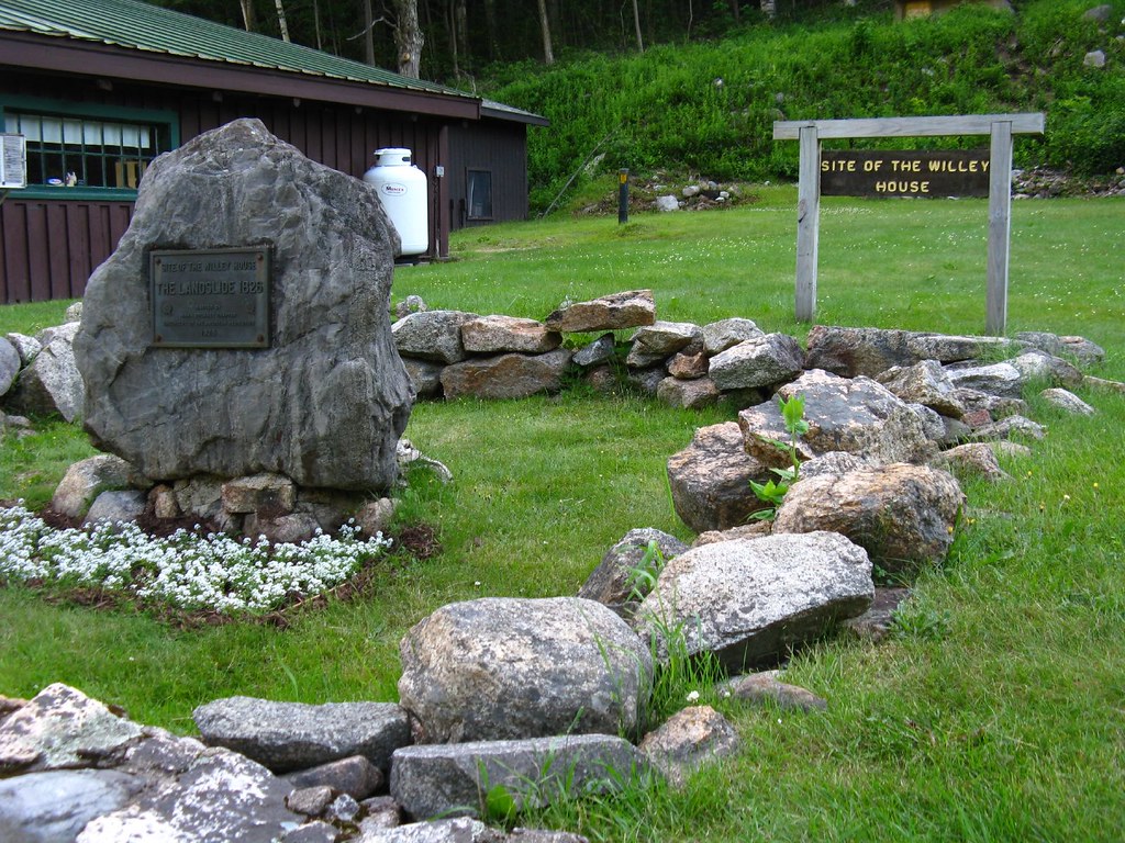 Crawford Notch, New Hampshire Site of the Willey House, wh… Flickr