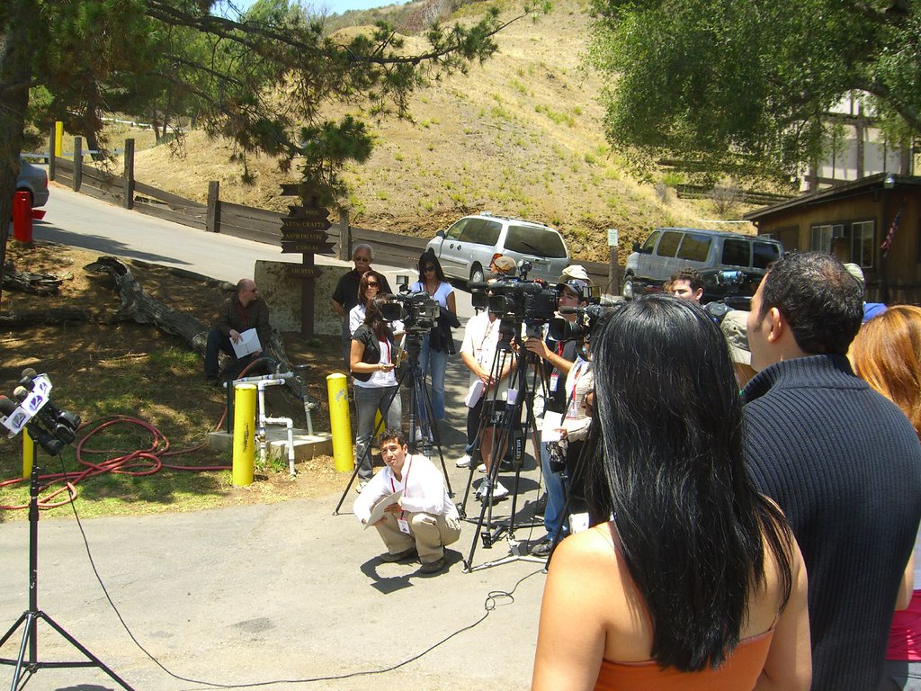 CIMG0287 APTRA Academy 2007 TV News Camp at Cottontail Ran… Flickr