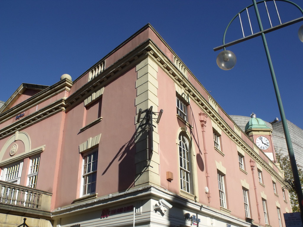 80's Bar and Diner / Reflex, Broad Street (formerly The Crown) a