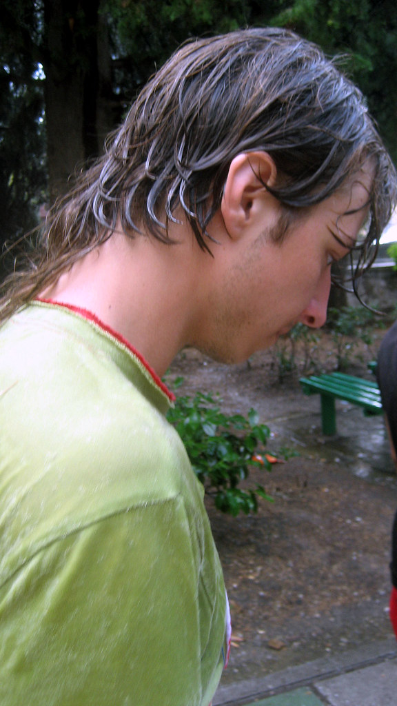 Andy in the Rain, Yalta Satanael Flickr
