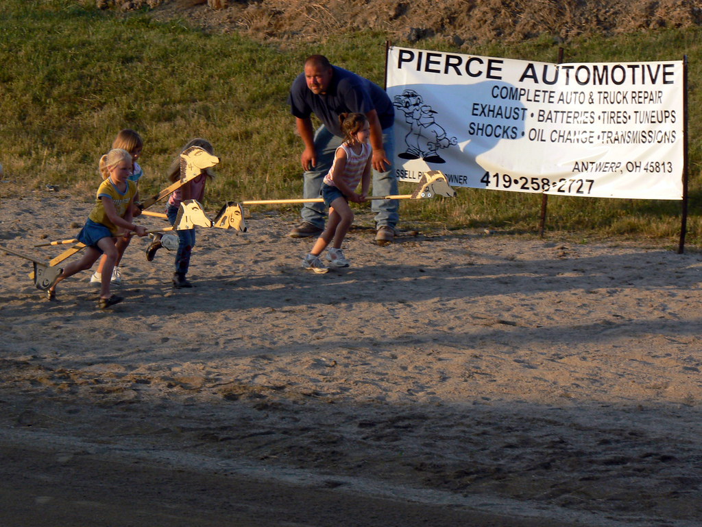 Stick horse racing The "tiniest" division of the stick hor… Flickr