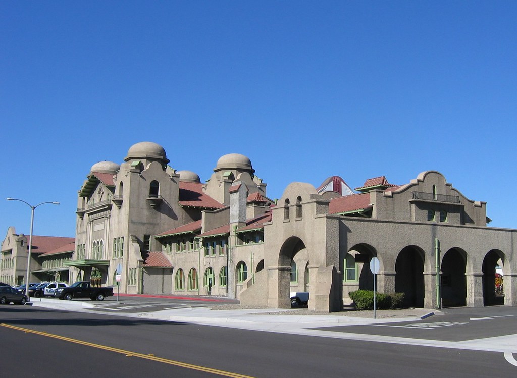 San Bernardino, CA Santa Fe station and Harvey House in Sa… Flickr