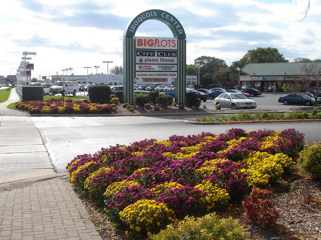 Kinkos Garden City / Fedex Out In N Out In For Vallejo Times Herald