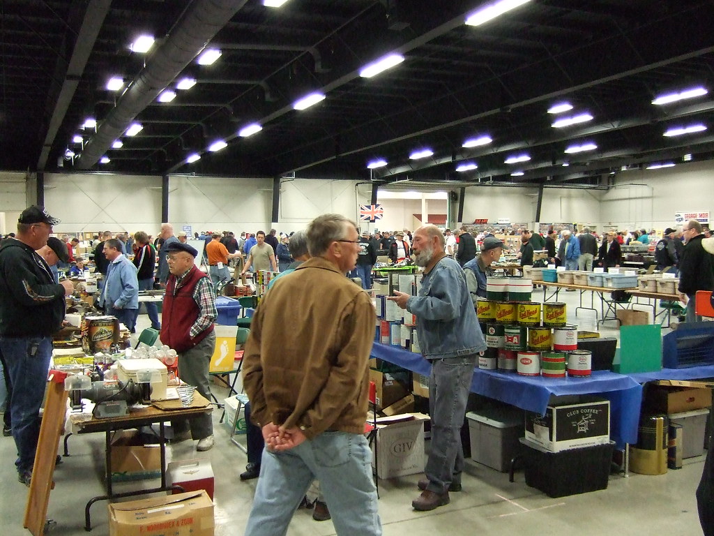 RED DEER SWAP MEET VINTAGE AUTO CLUB 2010 2 Jerry "Woody" Flickr