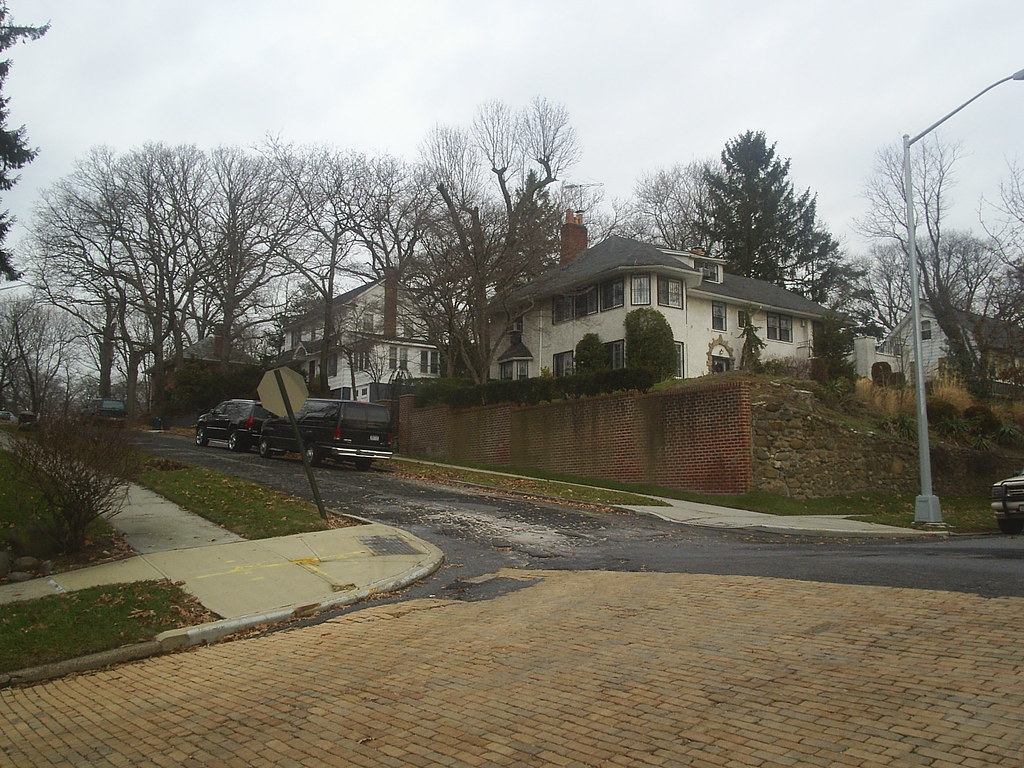 Clover Place Hollis Park Gardens (Queens, NY) SOUTHSHORE516 Flickr