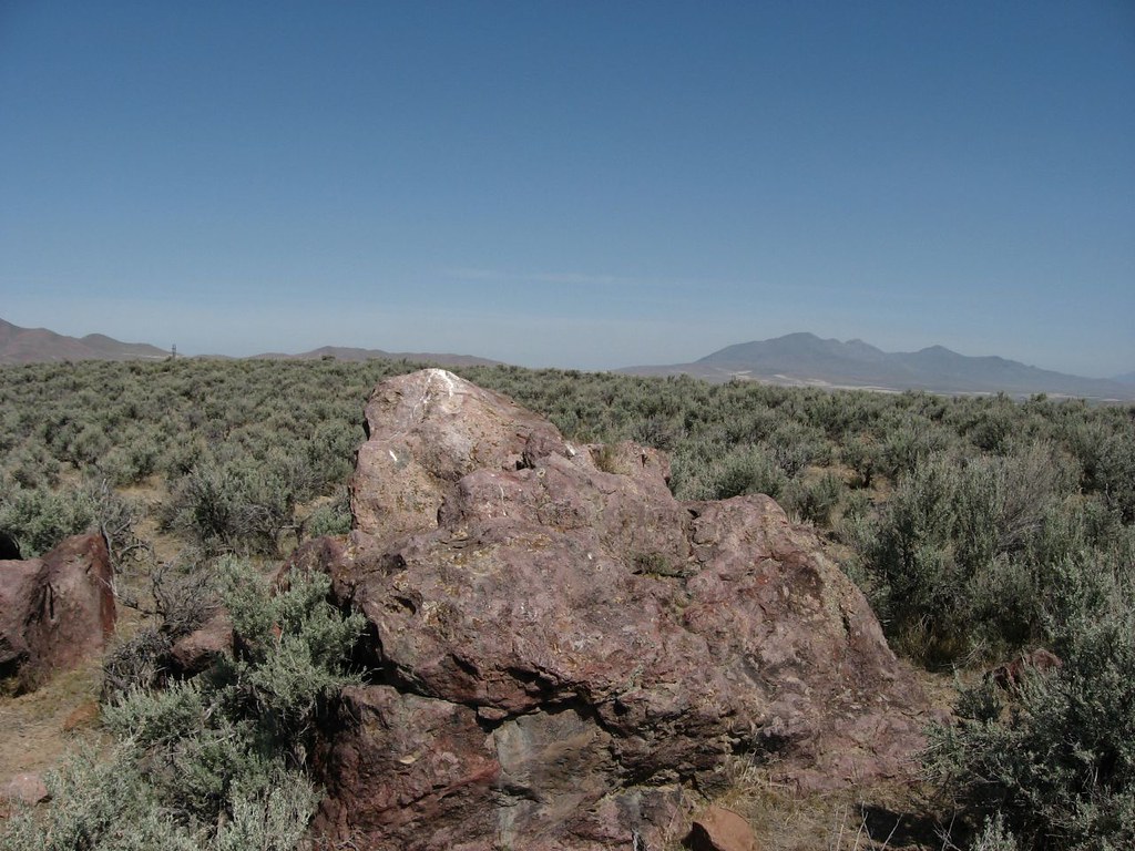 Desert Hike Northeast of Winnemucca, Nevada Winnemucca is … Flickr