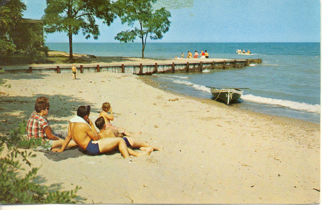 Lexington MI 1950s Lexington Lake Huron Beach Scene in San… Flickr