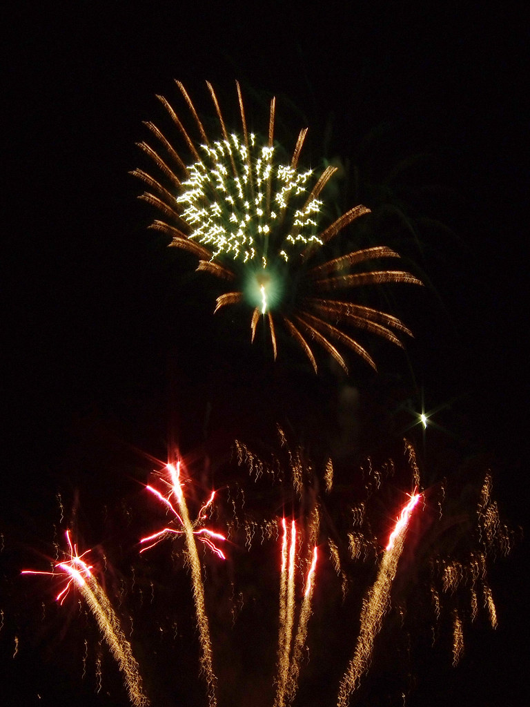 Stansted Prom's 07 Fireworks Finale (DSCF0497a) The firs… Flickr