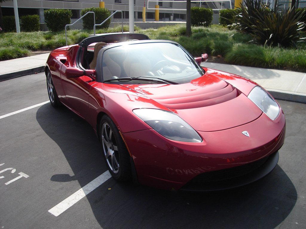 DSC00786.JPG electric car parked taking three places in ya… Flickr