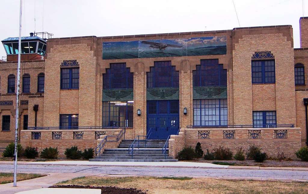 Wichita, KS Administration Building of old Wichita Municip… Flickr