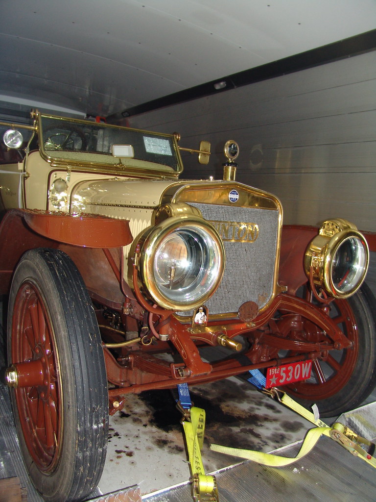 1912 Winton Six This car, taking refuge in its trailer aft… Flickr