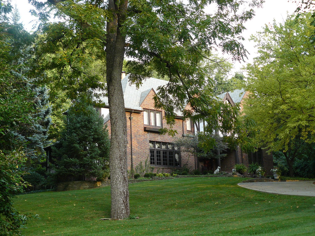 Oakwood, Ohio, south of Dayton E. Schantz Ave. Matt T Flickr